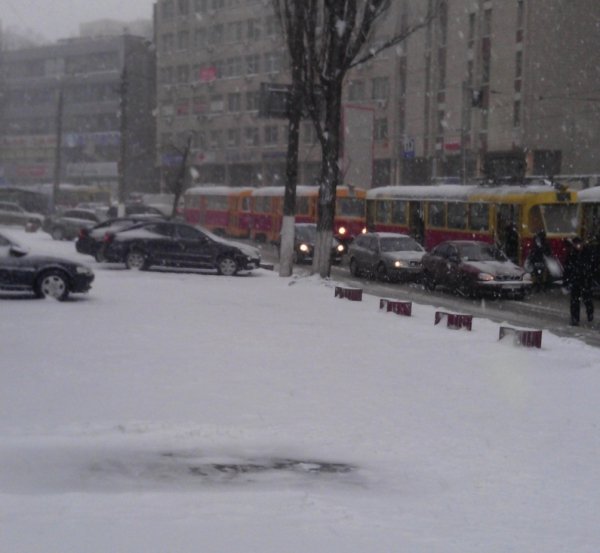 Київ наближається до транспортного колапсу. ФОТО