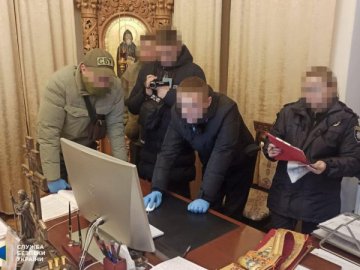 У Чернівецько-Буковинській єпархії УПЦ МП знайшли ноутбук із дитячою порнографією