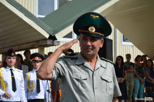 Майбутні захисники: у Луцьку для військових ліцеїстів пролунав перший дзвоник. ФОТО