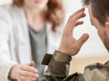 Зеленський підписав закони, які спрощують проходження військовослужбовцями лікарських комісій 