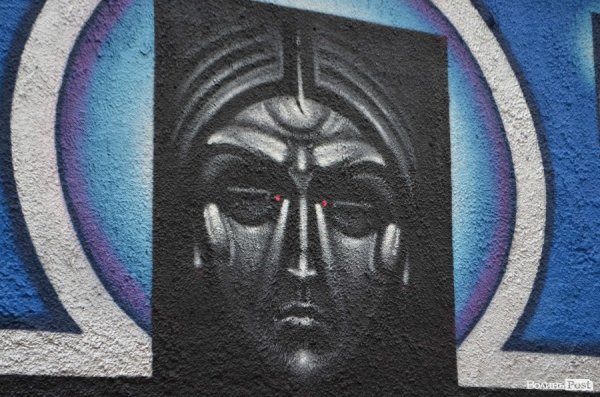 У центрі Луцька намалювали велике графіті, присвячене Героям Майдану. ФОТО