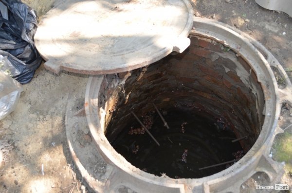 У водопровідній системі повно води