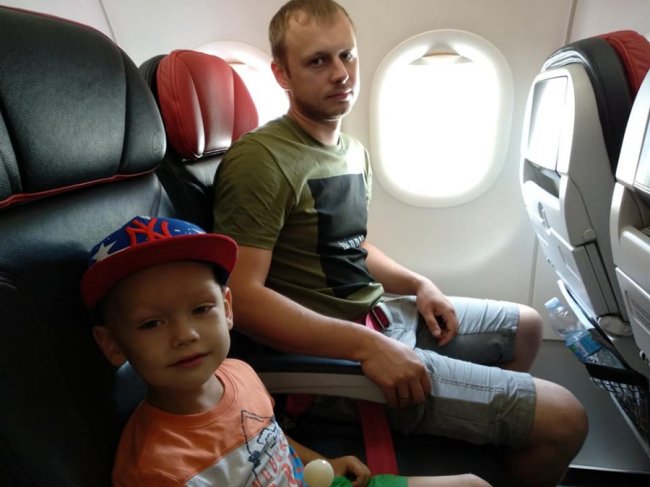 «Вже місяць, як не відчуваю твого запаху», — мама покійного Роми Гальчика