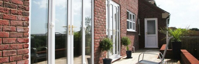 Вхідні двері з металопластику: основні переваги*