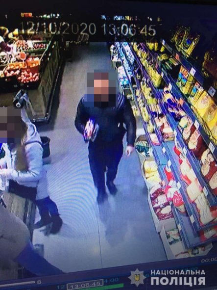 Причетні щонайменше до 18 випадків: двоє волинян розраховувалися у магазинах фальшивими грошима. ФОТО