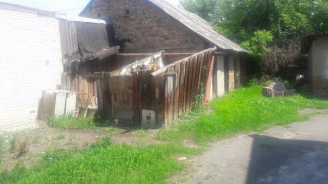 У Луцьку демонтували сараї, які «роками стояли занедбані»