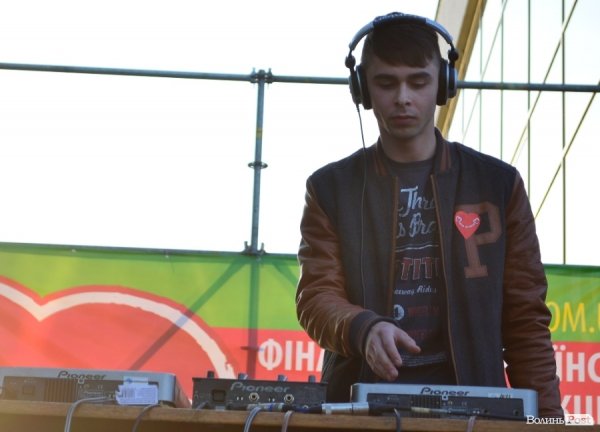 Як у Луцьку збирали гроші на благодійність. ФОТО