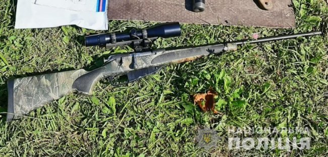 На території стрільбища у волинянина знайшли незаконну зброю. ФОТО