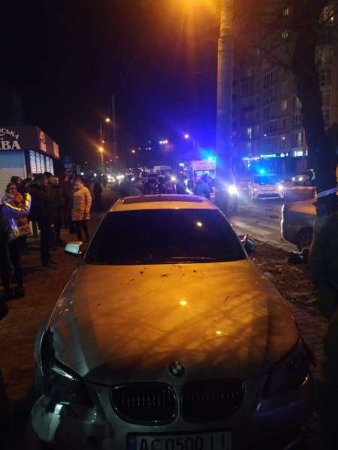 У Луцьку сталася аварія за участі трьох автівок. ФОТО, ВІДЕО