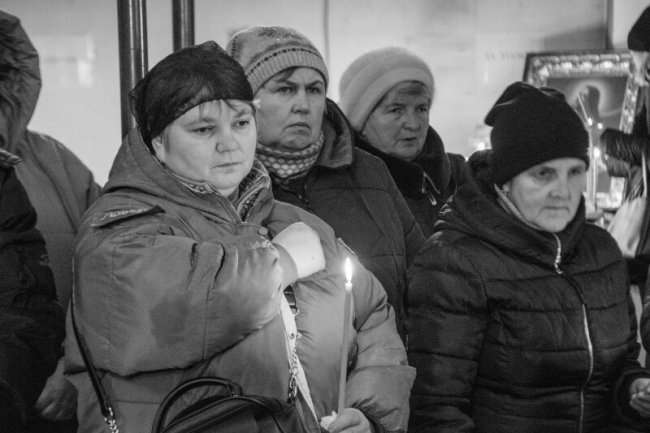 Лучани провели в останню путь Захисника Юрія Волошина