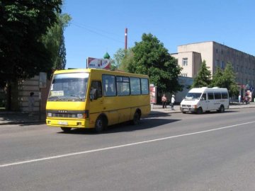 В місті на Волині припинили перевезення пасажирів до садівничих масивів