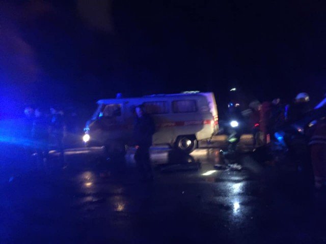 Двоє загинуло і травмувалась дитина: біля Луцька – страшна аварія. ФОТО