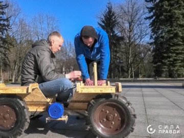 Лучанин спроектував мобільну платформу для евакуації поранених з поля бою