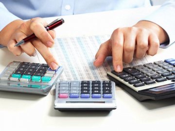 На Волині власники «євроблях» оскаржують митну вартість автомобілів