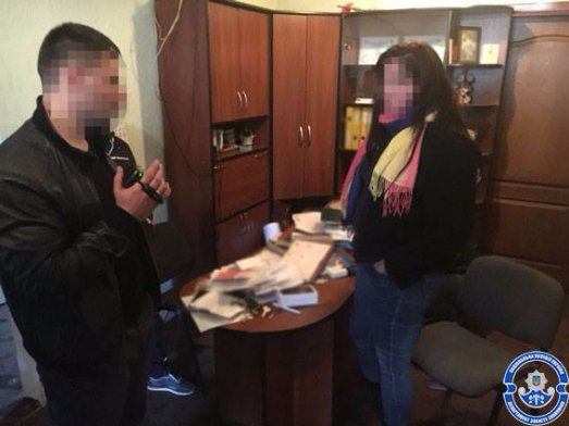 У Луцьку на хабарі спіймали підприємця та екс-правоохоронця