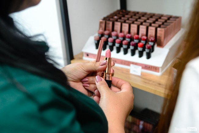 «Світ краси»: у Луцьку відкрили магазин якісної косметики та вишуканих аксесуарів*