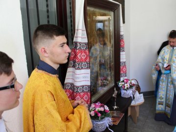 У Луцьку молилися біля чудотворної ікони. ФОТО