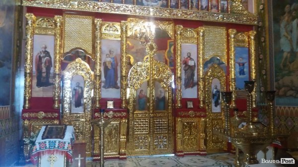 Молодіжні лідери міста Луцька розважалися на Світязі. ФОТО