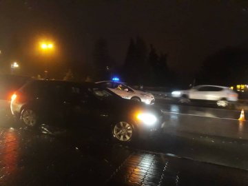 У центрі Луцька на «зебрі» збили чоловіка. ФОТО