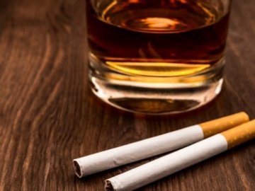 Лучани почали менше пити і курити