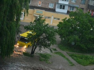 Як затоплювало Тернопіль. ФОТО. ВІДЕО