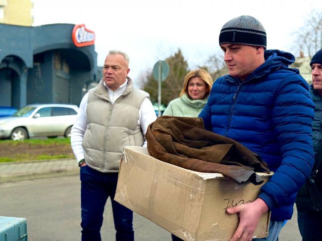 Волиняни допомагають відновлювати теплопостачання у Кривому Розі після ракетної атаки росії