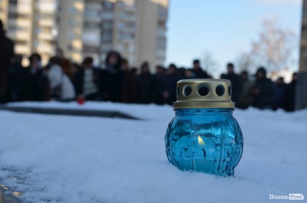  У Луцьку помолилися за загиблих у Києві і волю України. ФОТО