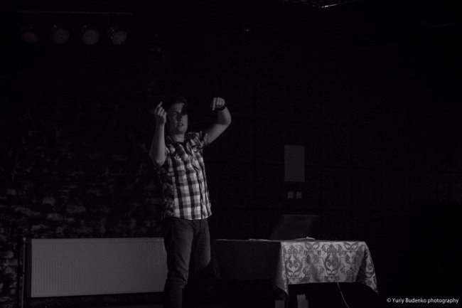 Зрозуміло про складне: у Луцьку говорили про чорні діри