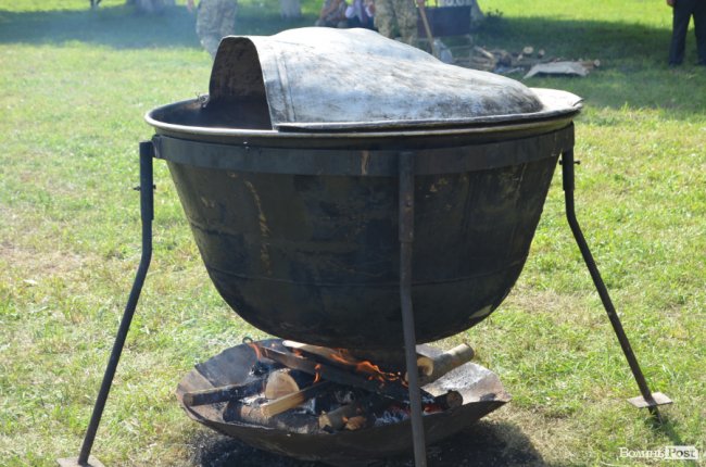 Танець від ректора і завдання від губернатора: як у луцькому «політесі» першачків зустрічали. ФОТО