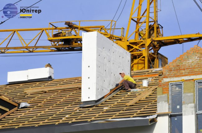 У другому будинку ЖК «Юпітер» — у розпалі внутрішні роботи*