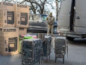Волинським військовим передали конвектори та буржуйки. ФОТО
