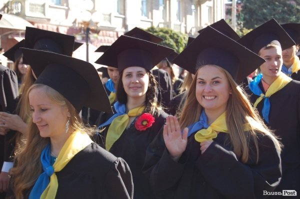 У Луцьку – посвята в студенти «європейського» вишу. ФОТО