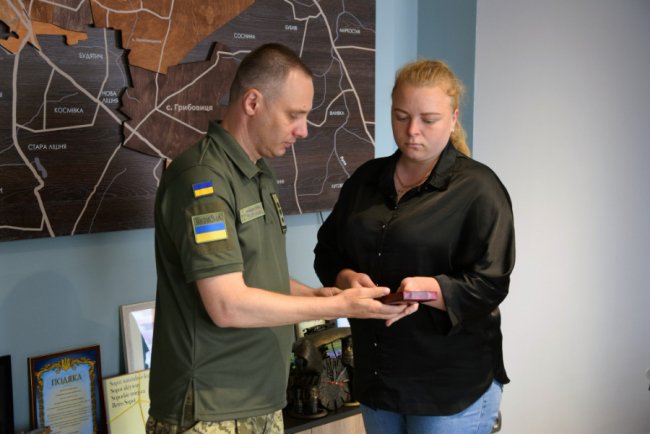 На Волині рідним загиблих Героїв-прикордонників вручили державні нагороди. ФОТО 