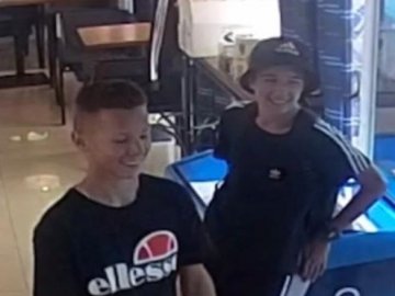 У Ковелі розшукують хлопців, які можуть бути причетні до правопорушення. ФОТО