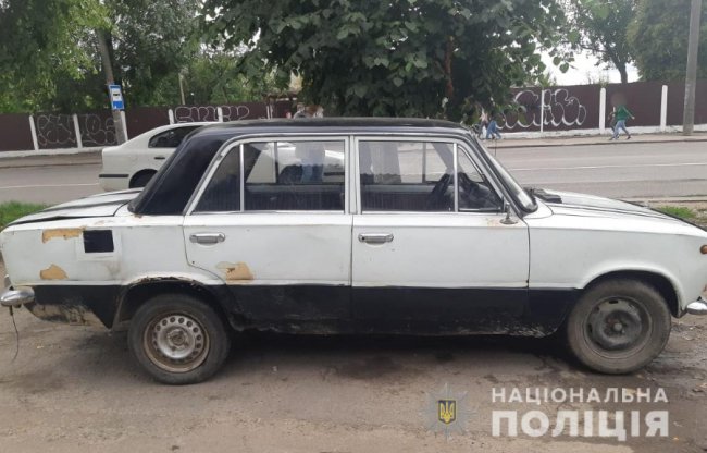 На викрадені гроші купив старенький ВАЗ: у Луцькому районі впіймали неповнолітнього злодія