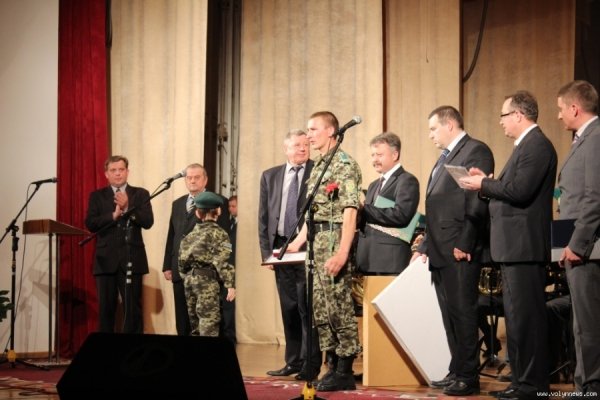 Башкаленко, вітаючи прикордонників, бажав «великих погонів»