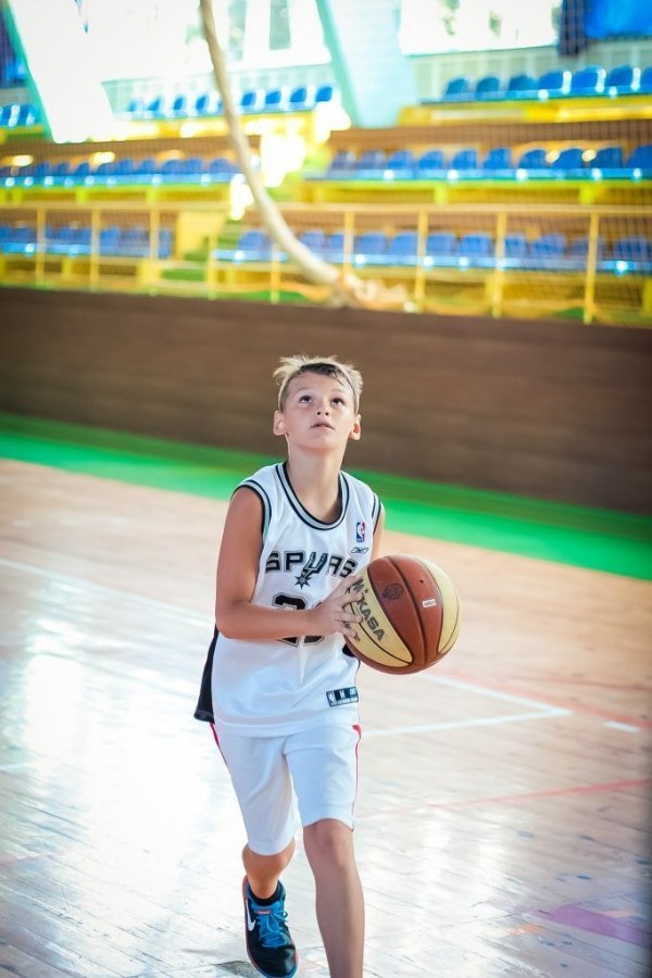 Вже є перші охочі їхати в аквапарк і стати VIP-гостем на НСК «Олімпійський»*