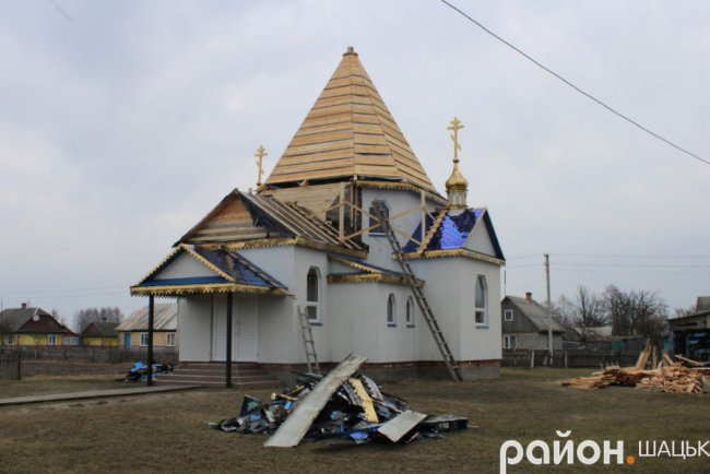 На Волині відновлюють церкву, яка горіла у свято
