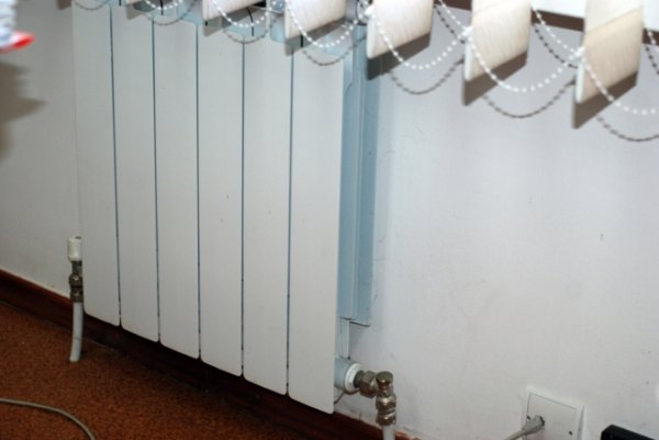 Як виглядає скромний кабінет депутата Луцькради Романа Романюка