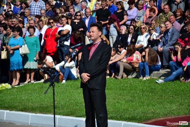 Більше тисячі першокурсників посвятили у студенти СНУ. ФОТО