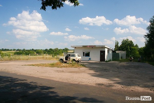 Тут колись була легендарна зупинка автобусу № 144