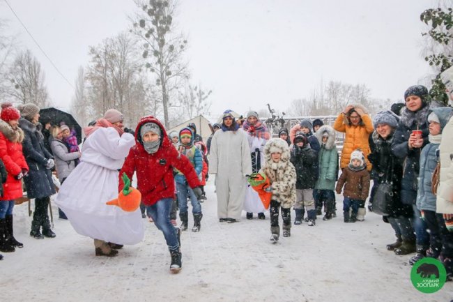 Святий Миколай у луцькому зоопарку влаштував свято для діток. ФОТО