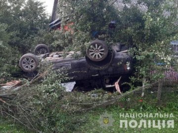 ДТП з Range Rover на Волині: повідомили про стан постраждалих