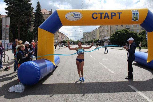 У центрі Луцька відбулися міжнародні змагання зі спортивної ходьби