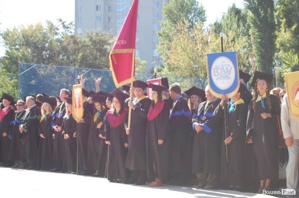 У Луцьку – посвята в студенти «європейського» вишу. ФОТО