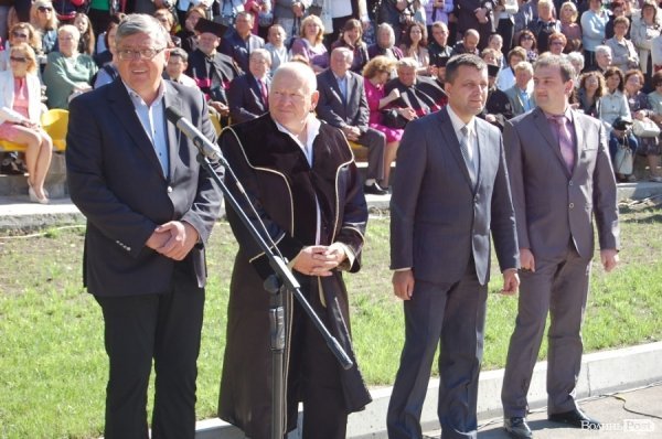 У Луцьку – посвята в студенти «європейського» вишу. ФОТО