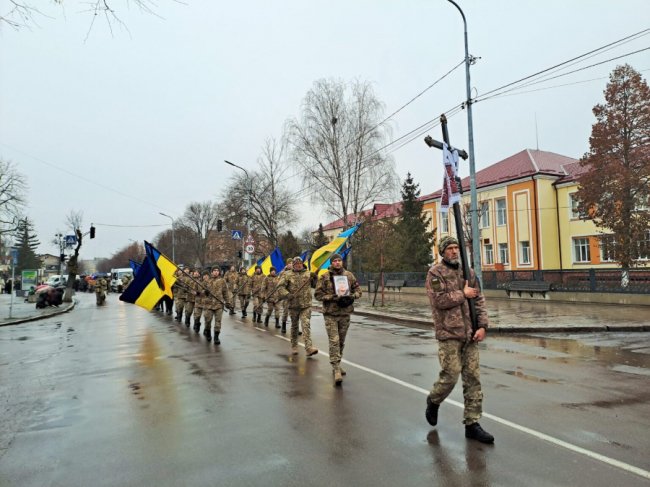 Навіки 43: у Ковелі попрощалися з полеглим зенітником
