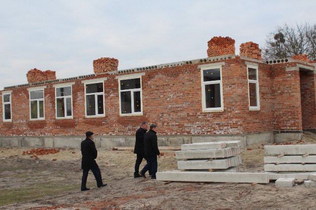 Сучасну амбулаторію будують у селі на Волині. ФОТО
