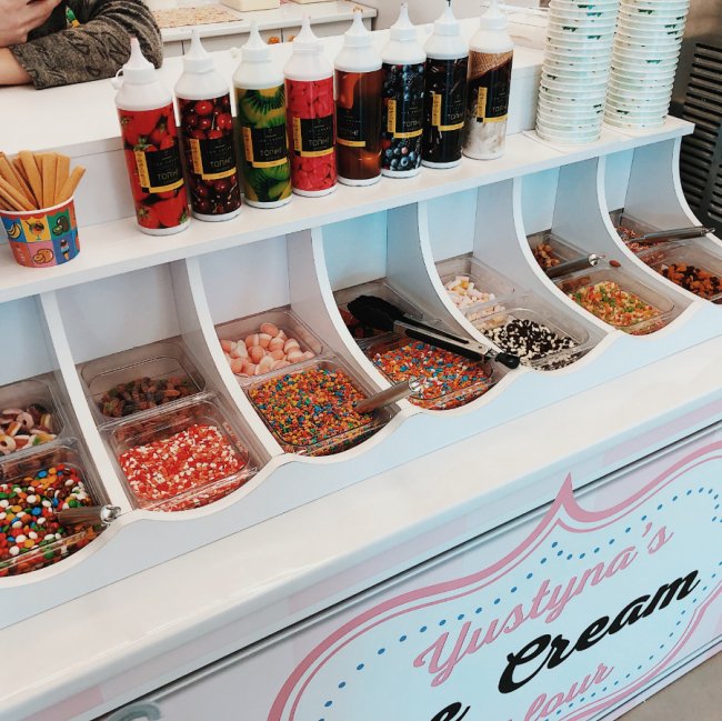 У «Промені»  відкрився новий заклад з морозивом*