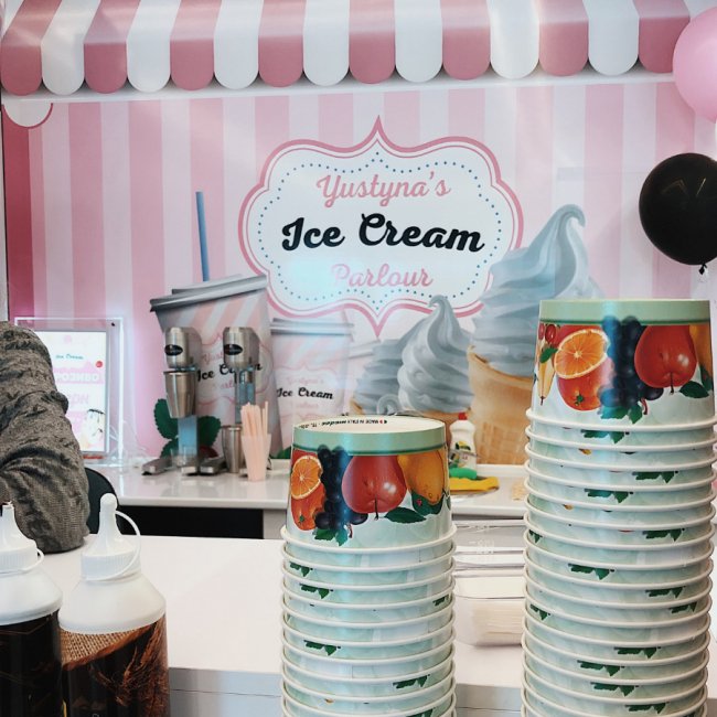 У «Промені»  відкрився новий заклад з морозивом*